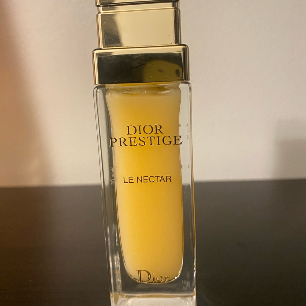 Authentic Dior Prestige Le Nectar in Gold and Clear